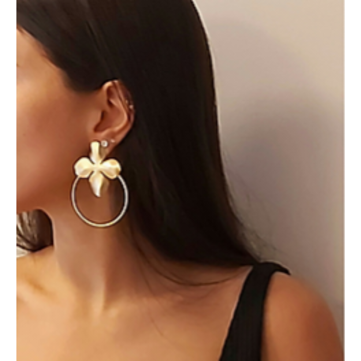 עגילי זהב גדולים