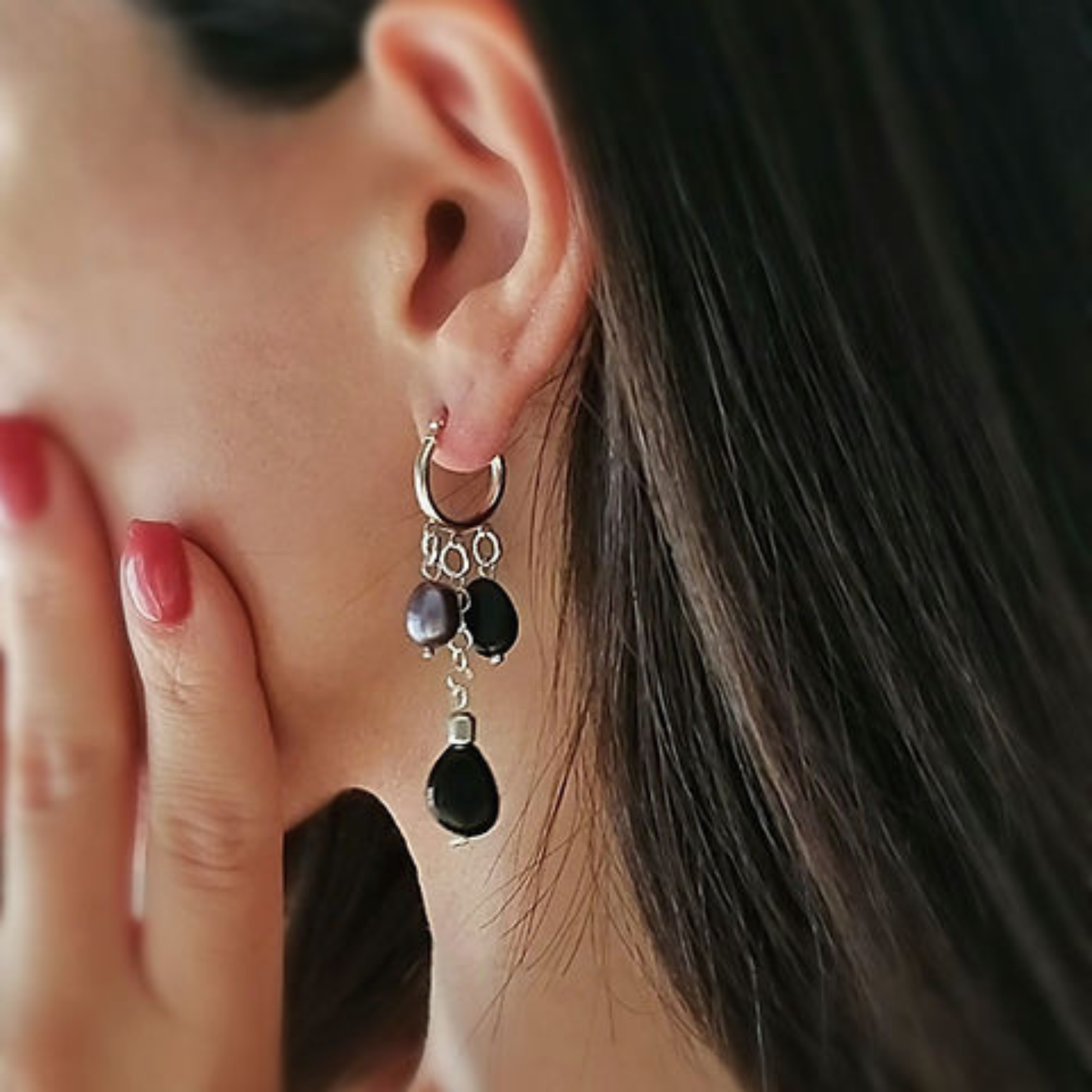 עגילי חישוק סגול ושחור