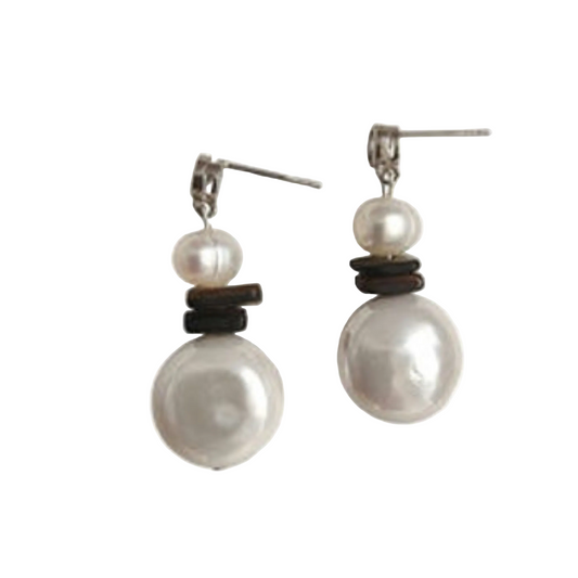 עגילי פנינים עם זירקון . עגיל שחור ולבן