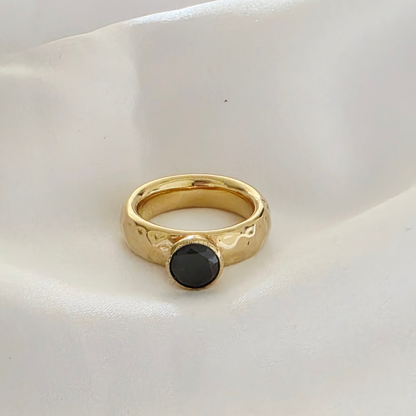 טבעת סוליטר שחורה