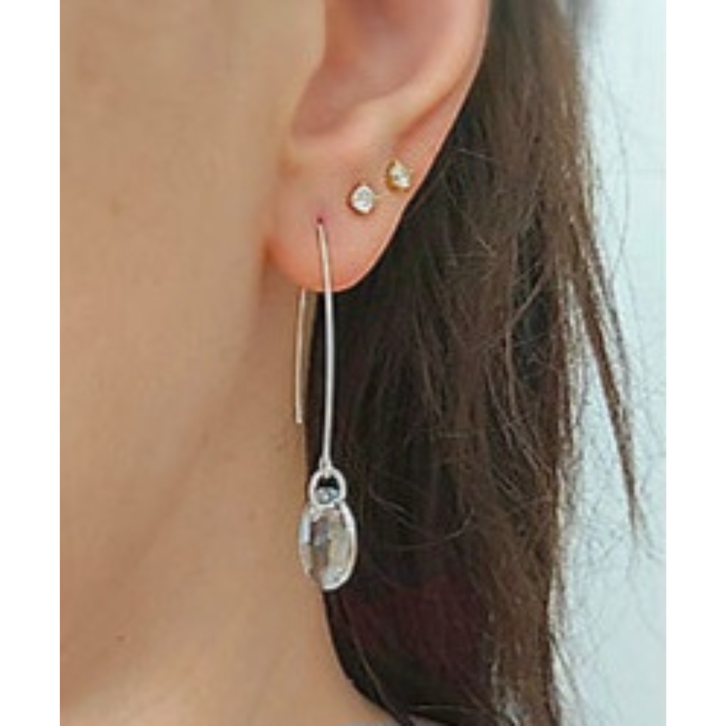 עגילי חישוק בכחול תכלת