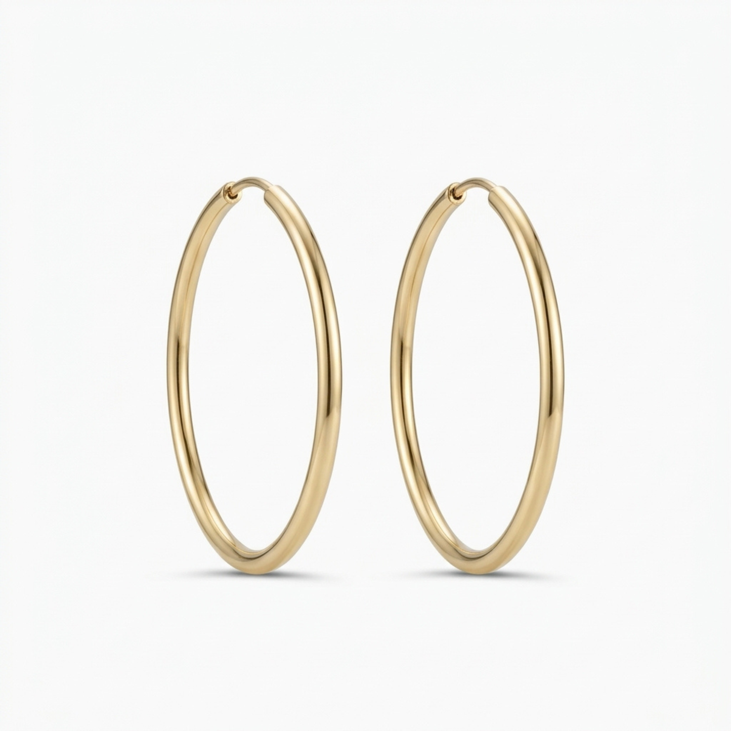 עגילי חישוק זהב גדולים