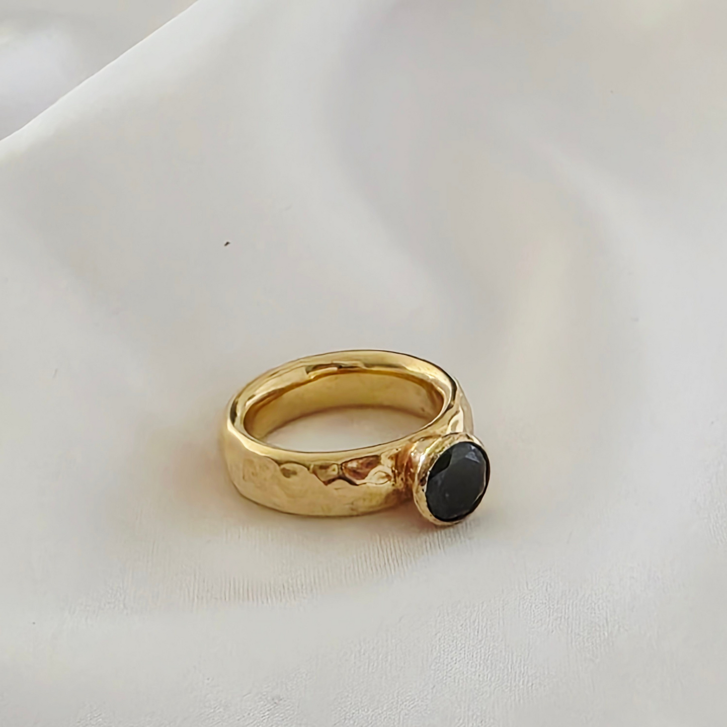 טבעת סוליטר שחורה